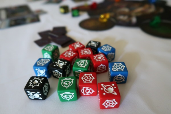 Hero dice set in Thanos Rising game