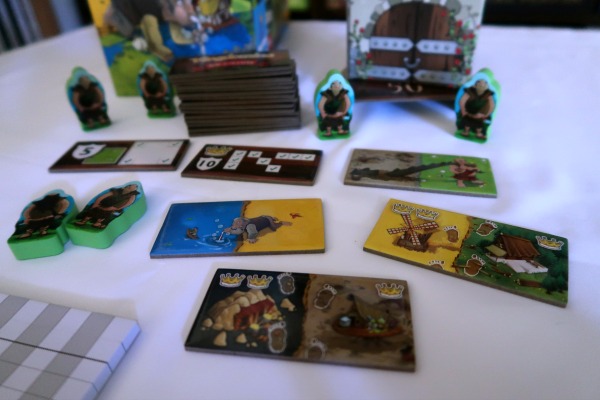 Age of Giants board game expansion for Kingdomino by Blue Orange Games